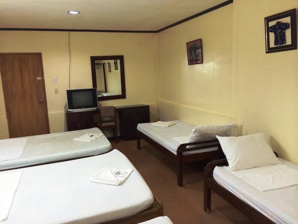 Ysabelle Mansion Bed & Breakfast Puerto Princesa Exterior photo