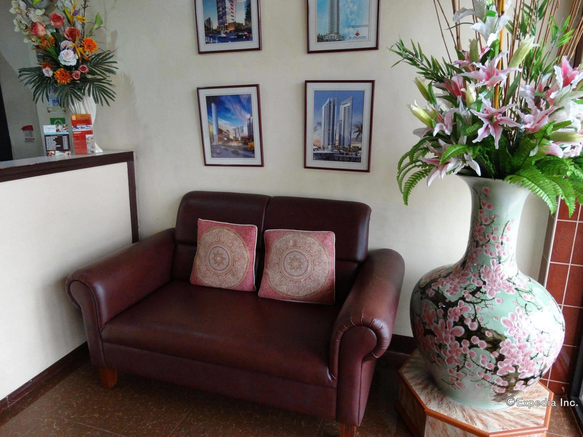 Ysabelle Mansion Bed & Breakfast Puerto Princesa Exterior photo