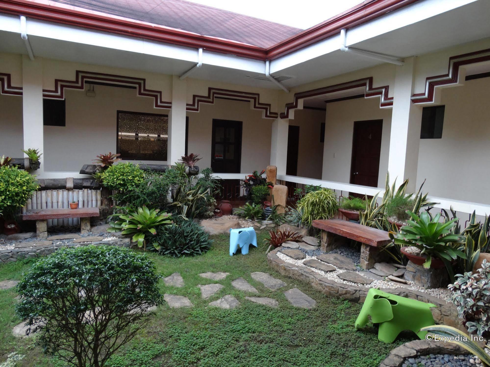Ysabelle Mansion Bed & Breakfast Puerto Princesa Exterior photo